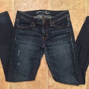 🦅 AMERICAN EAGLE Skinny Distressed Jeggings ✨